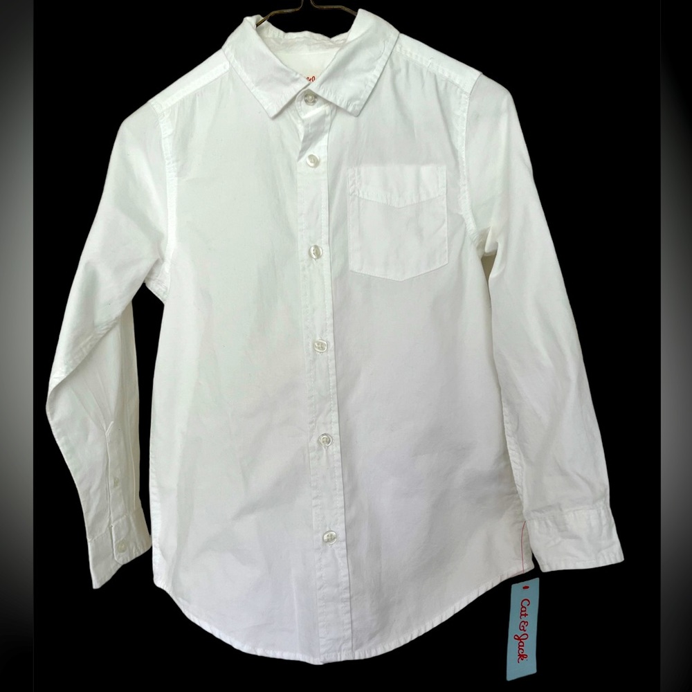 NWT Boys White Dress Shirt Size Medium (8/10).